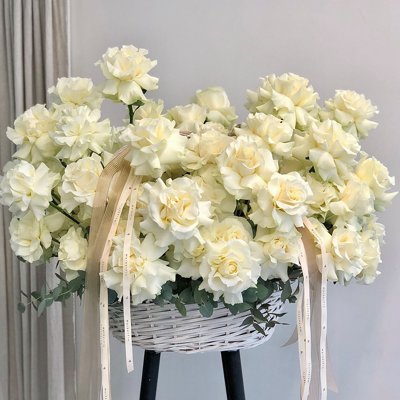 КОРЗИНА ИЗ 101 ФРАНЦУЗСКОЙ РОЗЫ