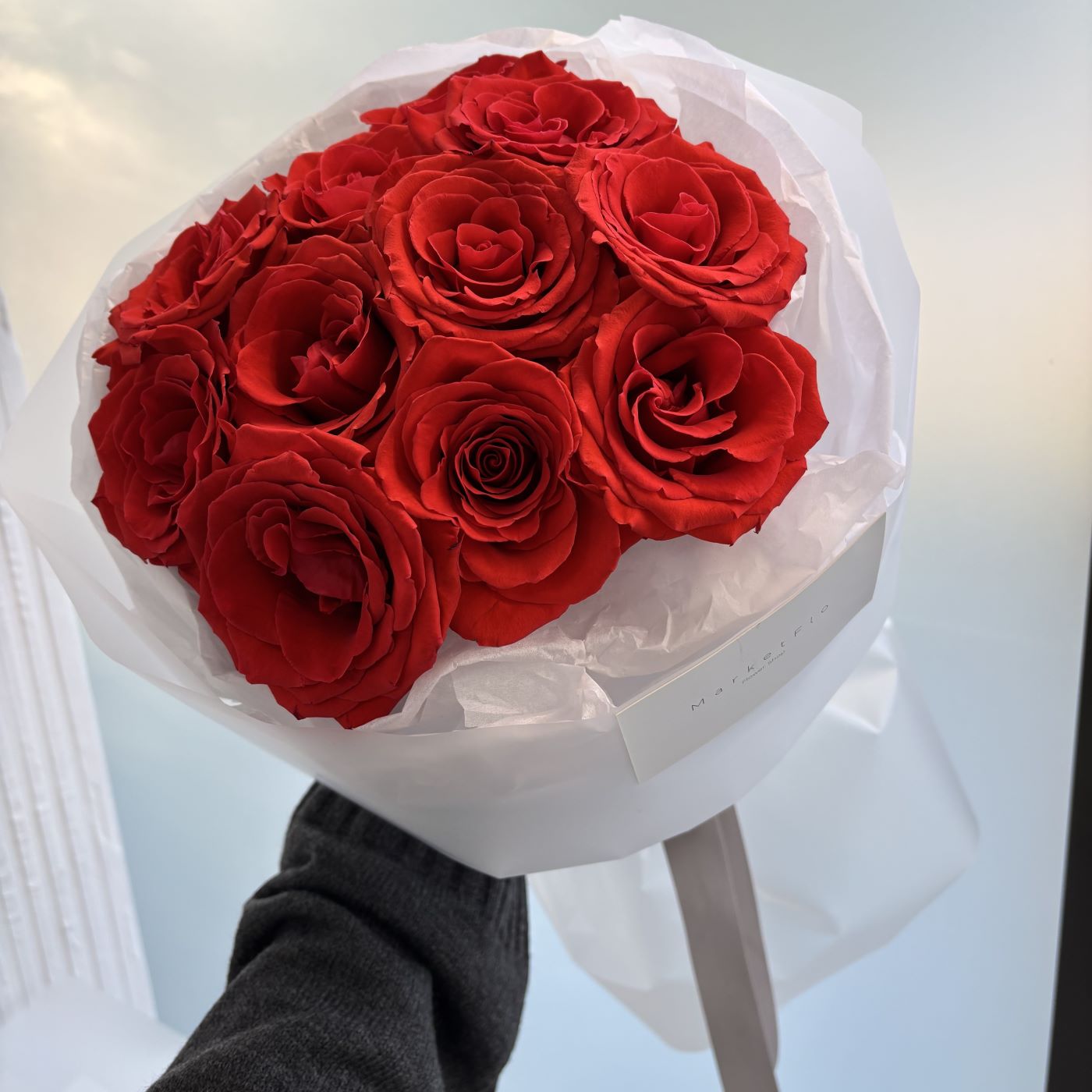 БУКЕТ ИЗ АЛЫХ РОЗ