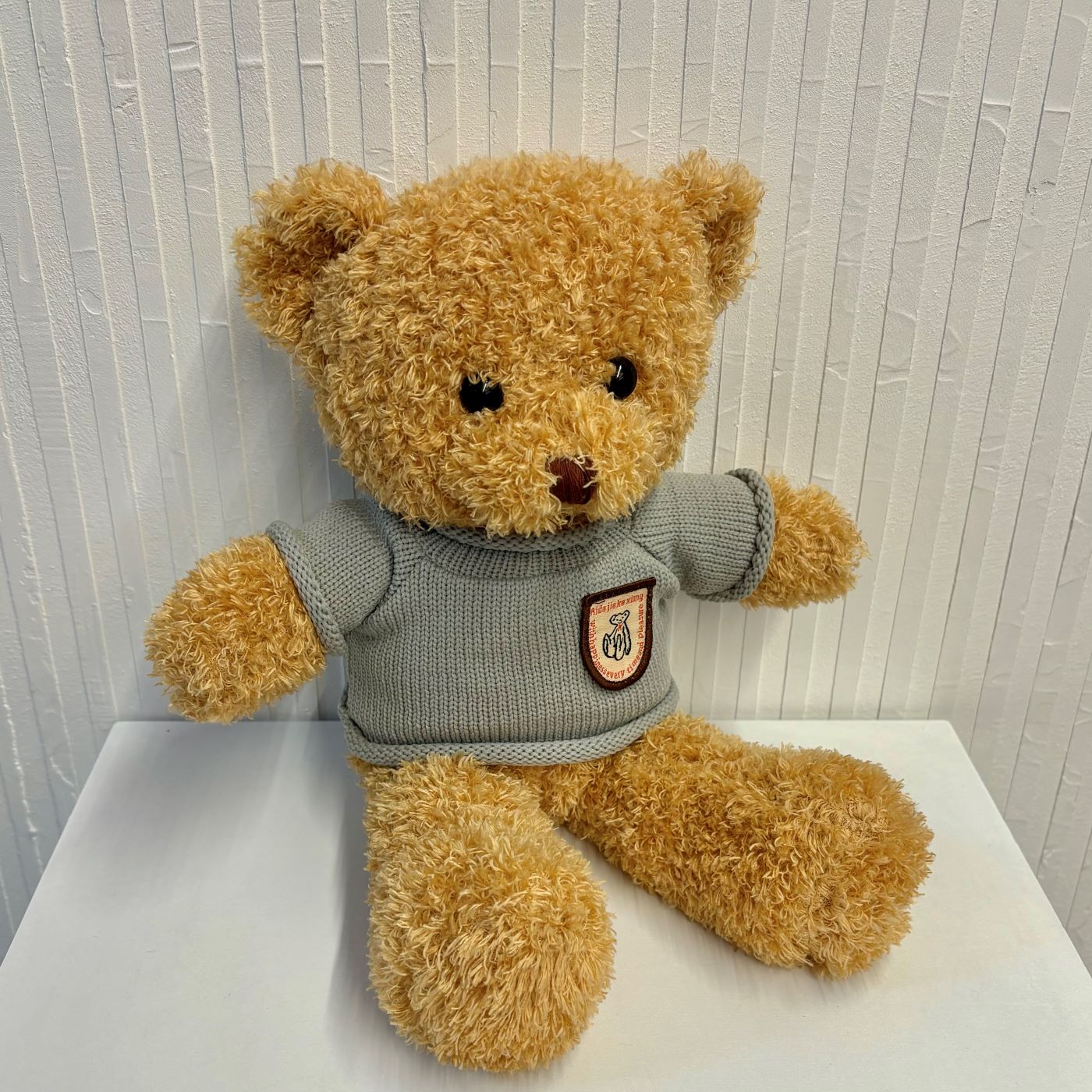 МИШКА В СВИТЕРЕ