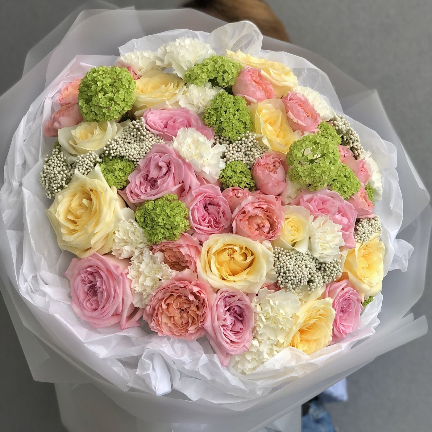 БУКЕТ ИЗ ЦВЕТОВ