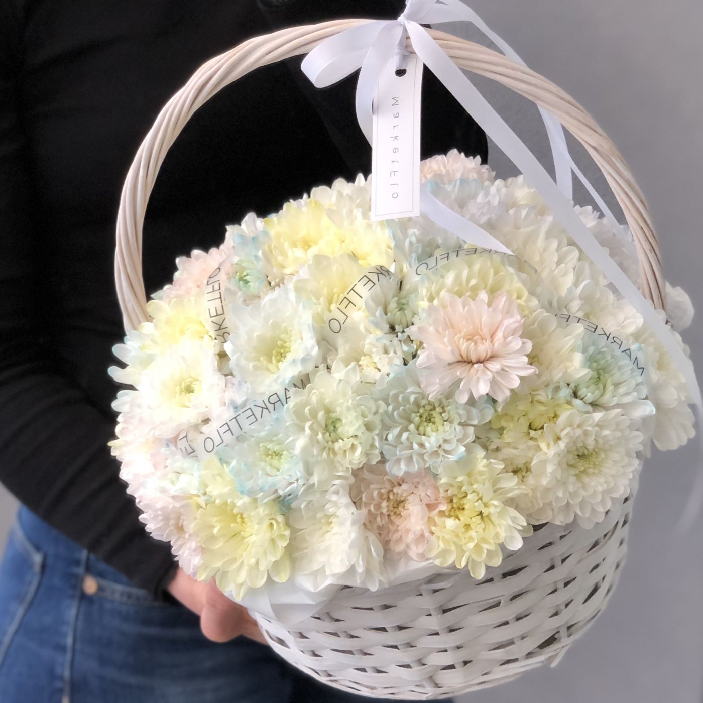 КОРЗИНА С ХРИЗАНТЕМАМИ