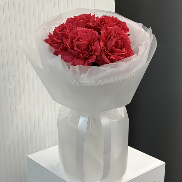 БУКЕТ- КОМПЛИМЕНТ