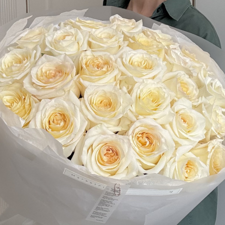 БУКЕТ ИЗ СЛИВОЧНЫХ ПИОНОВИДНЫХ РОЗ