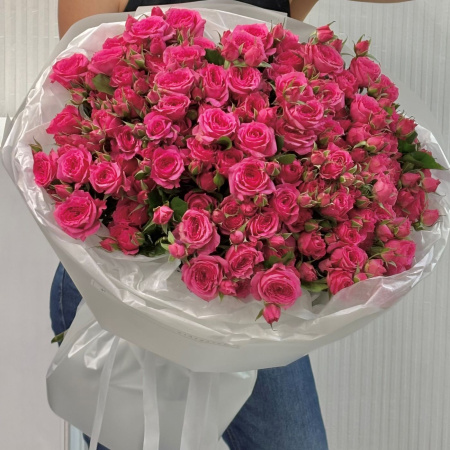 БУКЕТ ИЗ КУСТОВЫХ РОЗ