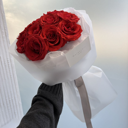 БУКЕТ ИЗ АЛЫХ РОЗ