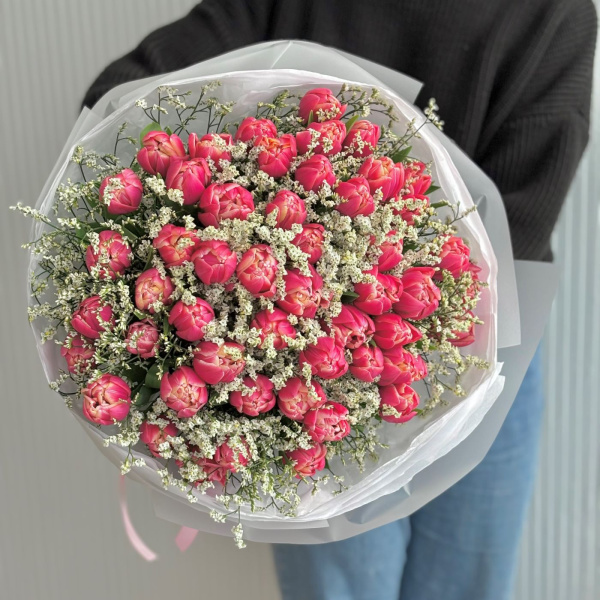 БУКЕТ ИЗ ТЮЛЬПАНОВ