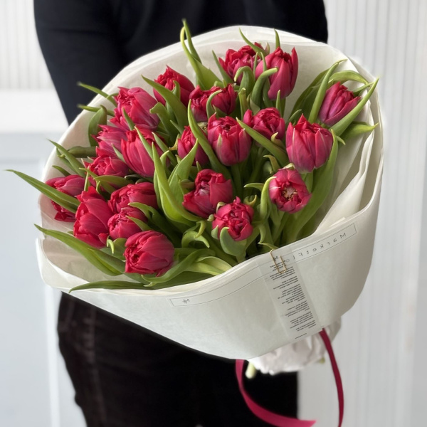 БУКЕТ ИЗ 21 ПИОНОВИДНОГО ТЮЛЬПАНА