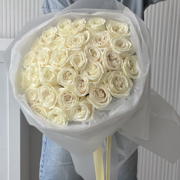 БУКЕТ ИЗ РОЗ ПЛАЯ БЛАНКА