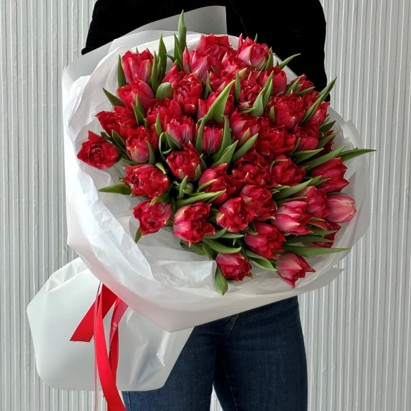 БУКЕТ ИЗ 51 ТЮЛЬПАНА
