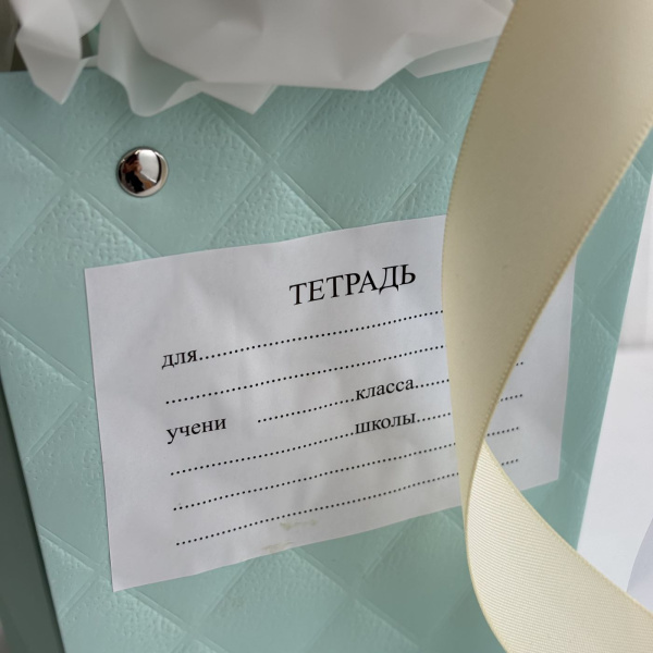 КОМПОЗИЦИЯ С ХРИЗАНТЕМАМИ