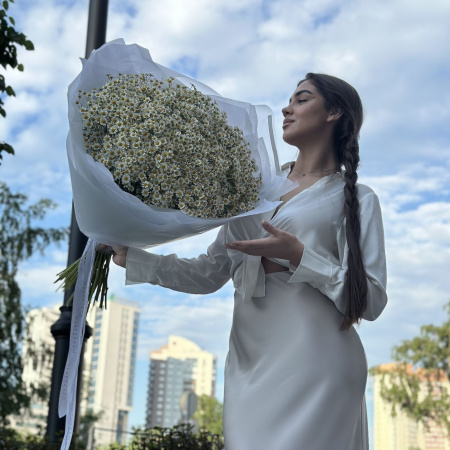 БУКЕТ С РОМАШКАМИ МАТРИКАРИЯ