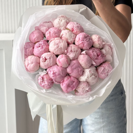 БУКЕТ ИЗ 25 ПИОНОВ